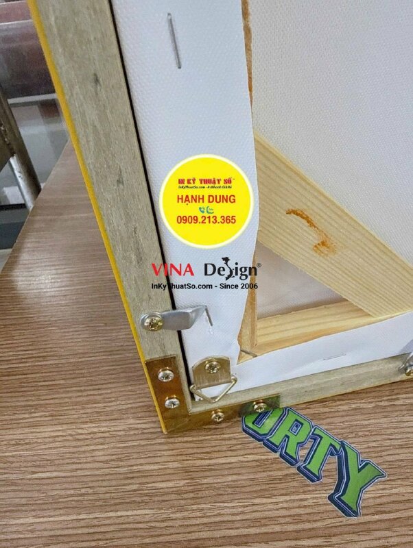 In ảnh kỷ niệm Khóa tu ngày an lạc tại Chùa, tranh Canvas mực dầu bóng, đóng khung viền vàng - INKTS3870