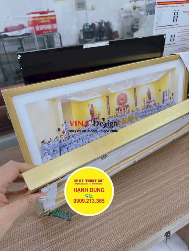 In ảnh kỷ niệm Khóa tu ngày an lạc tại Chùa, tranh Canvas mực dầu bóng, đóng khung viền vàng - INKTS3870