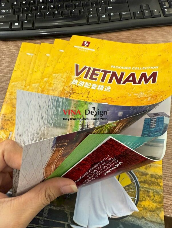 In Catalogue gói dịch vụ tour du lịch Việt Nam cho khách nước ngoài, 12 trang, 100 cuốn, ruột + bìa C150gsm - INKTS24