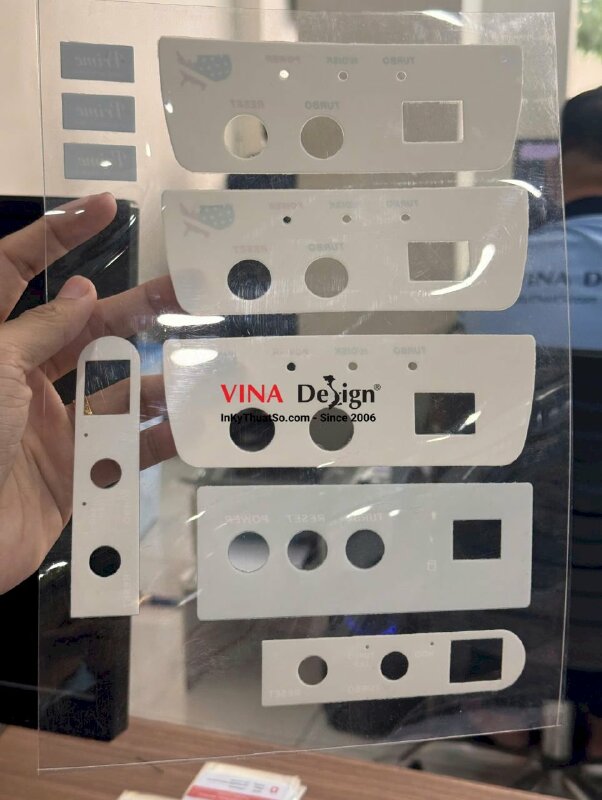 In giấy nhựa trong, tấm support trong làm mặt nạ nhựa máy móc, in UV ngược, lót trắng theo file in - INKTS3866