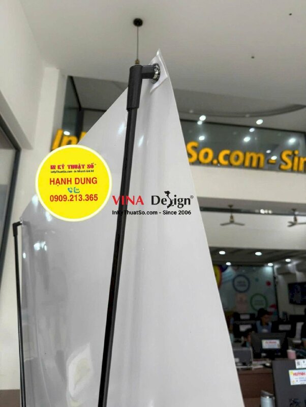 In Poster thanh lý hàng trưng bày, poster giảm giá in PP cán bóng, có bán khung dựng standee chữ X - INKTS3893