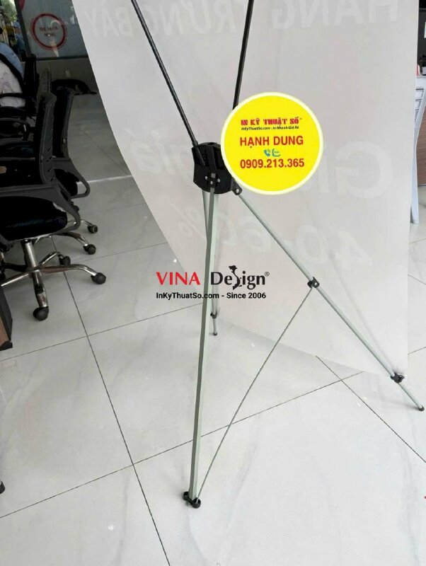 In Poster thanh lý hàng trưng bày, poster giảm giá in PP cán bóng, có bán khung dựng standee chữ X - INKTS3893