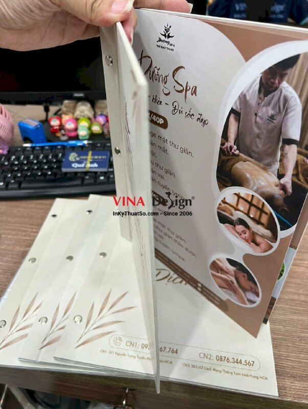 In quyển menu bảng giá dịch vụ Spa khổ A4, bìa bồi carton cứng, ruột giấy cán mờ, gáy ghim inox - INKTS3865