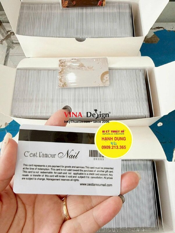In thẻ quà tặng khách hàng chuỗi tiệm Nails, thẻ nhựa cao cấp hàng gửi đi California, Mỹ - INKTS3860