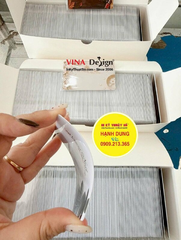 In thẻ quà tặng khách hàng chuỗi tiệm Nails, thẻ nhựa cao cấp hàng gửi đi California, Mỹ - INKTS3860