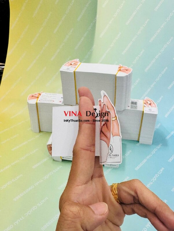 In tờ rơi gấp kẹp lên kính xe ô tô, tờ rơi tag gấp quảng cáo Nail Spa, hàng gửi đi Canada - INKTS3891