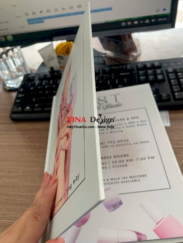 In menu bảng giá Nail Studio, menu bìa bồi carton, gáy dán keo - INKTS3906