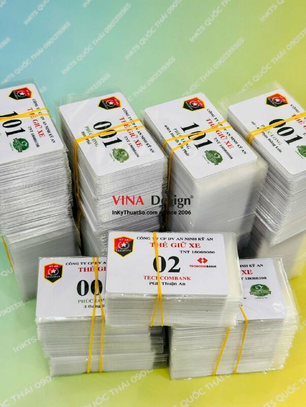 In thẻ giữ xe nhựa PVC cho công ty dịch vụ an ninh, có đánh số nhảy 2 vị trí - INKTS3910