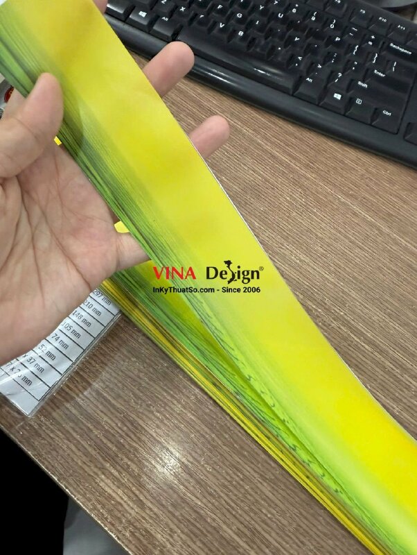 In băng rôn đeo đầu cổ vũ sự kiện kỷ niệm 34 năm thành lập công ty, ngân hàng - INKTS3929