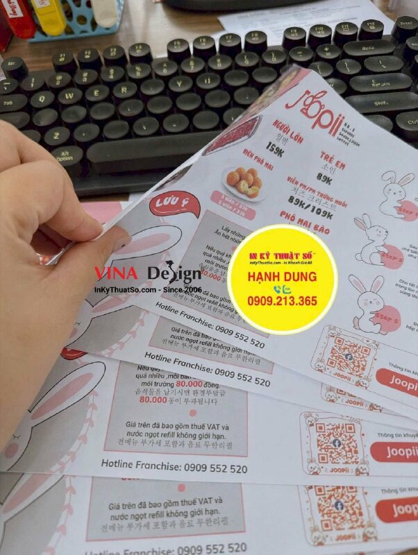 In giấy lót bàn ăn cho chuỗi nhà hàng lẩu Hàn Quốc, loại dùng 1 lần - INKTS3928